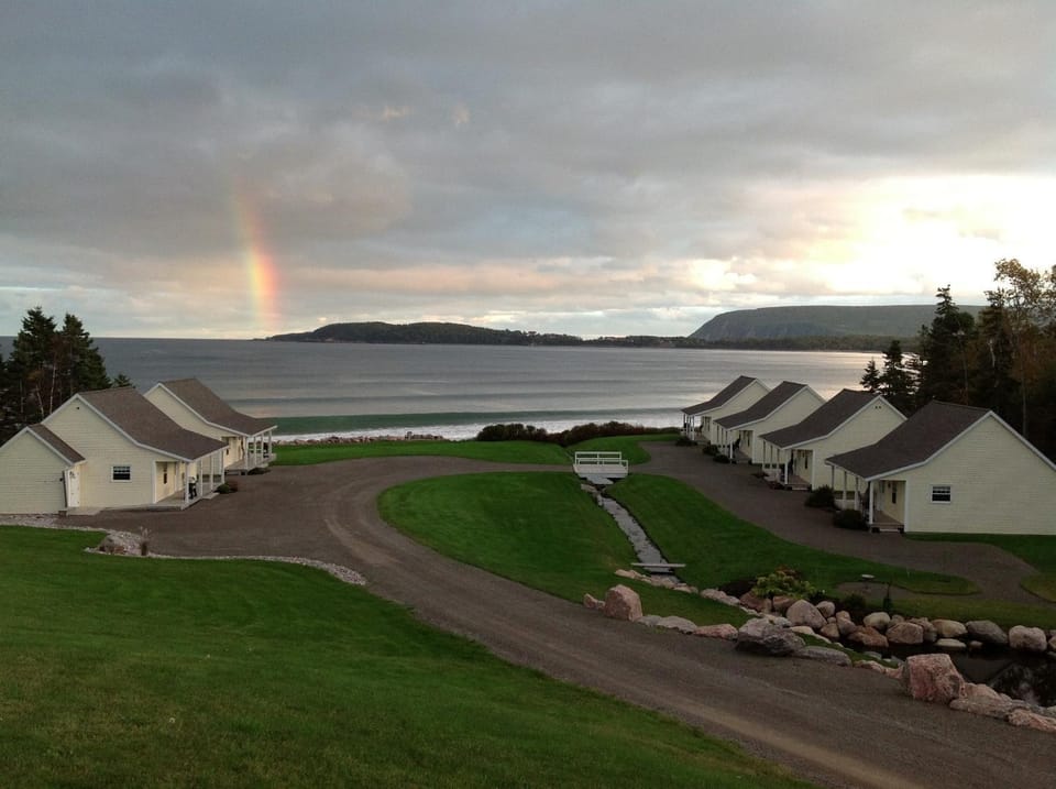 View (from property/room), Garden view, Mountain view, Sea view, Sunrise