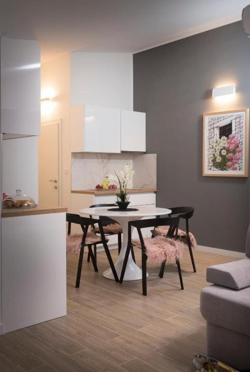 Villa J&J Apartments Residence with Swimming pool Apartment in Podstrana