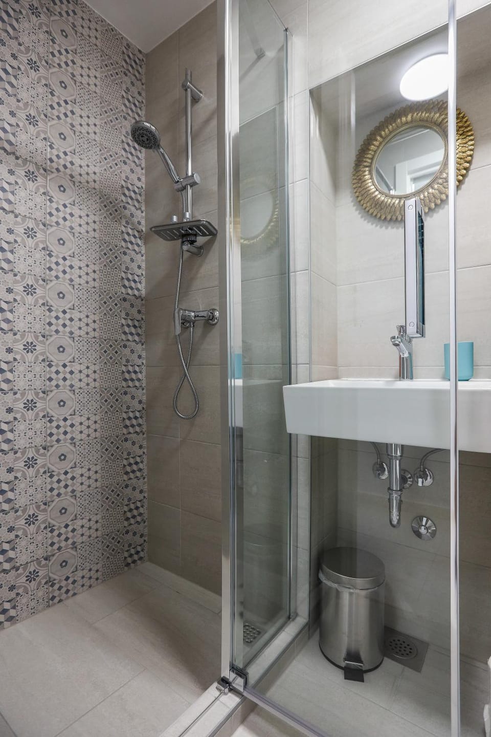 Shower, Bathroom