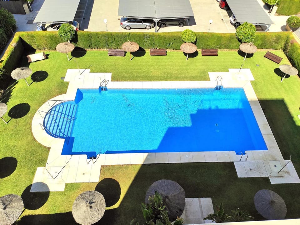 Garden, Balcony/Terrace, Pool view, Swimming pool