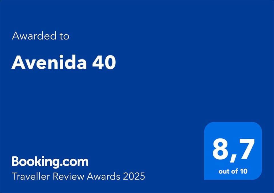 Avenida 40 Apartment in Vecindario