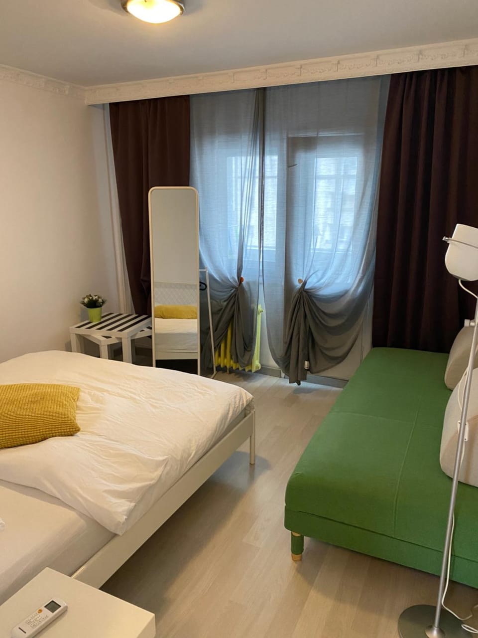 Green Apartment 41 Apartment in Bucharest