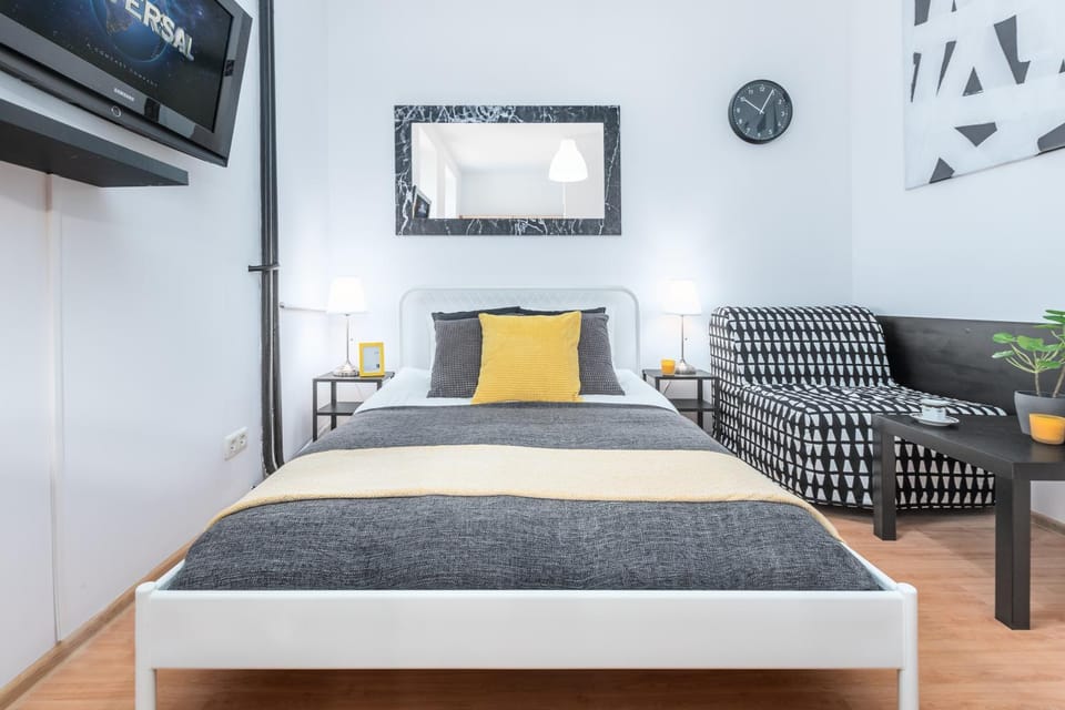Bed, Bedroom
