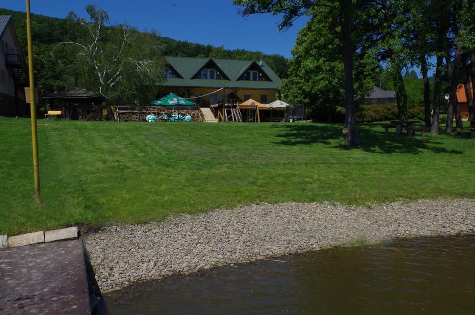 Beach, Area and facilities