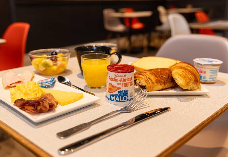 Food and drinks, Breakfast, Continental breakfast