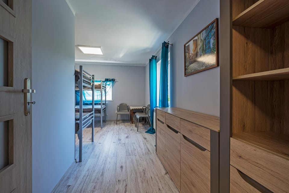 bunk bed