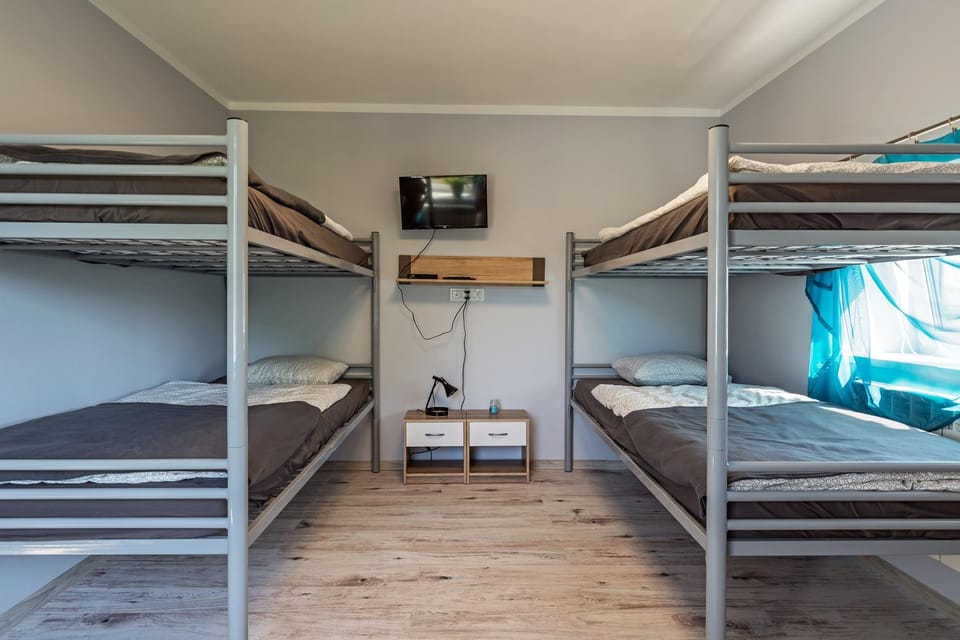 bunk bed