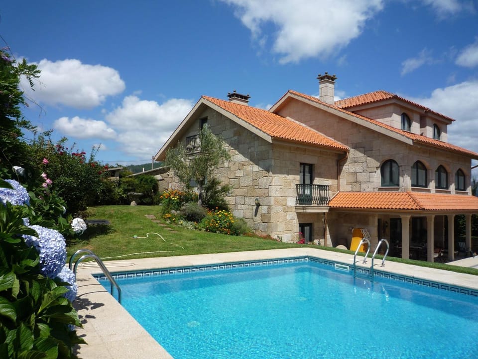 Casa das Pías Country House in Galicia