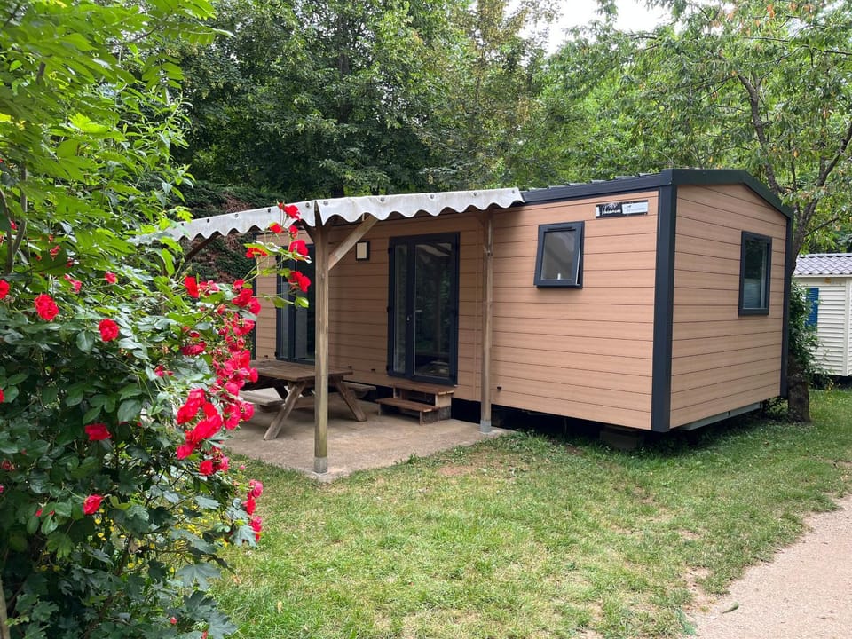 Le Vallon Hotel in Auvergne-Rhône-Alpes