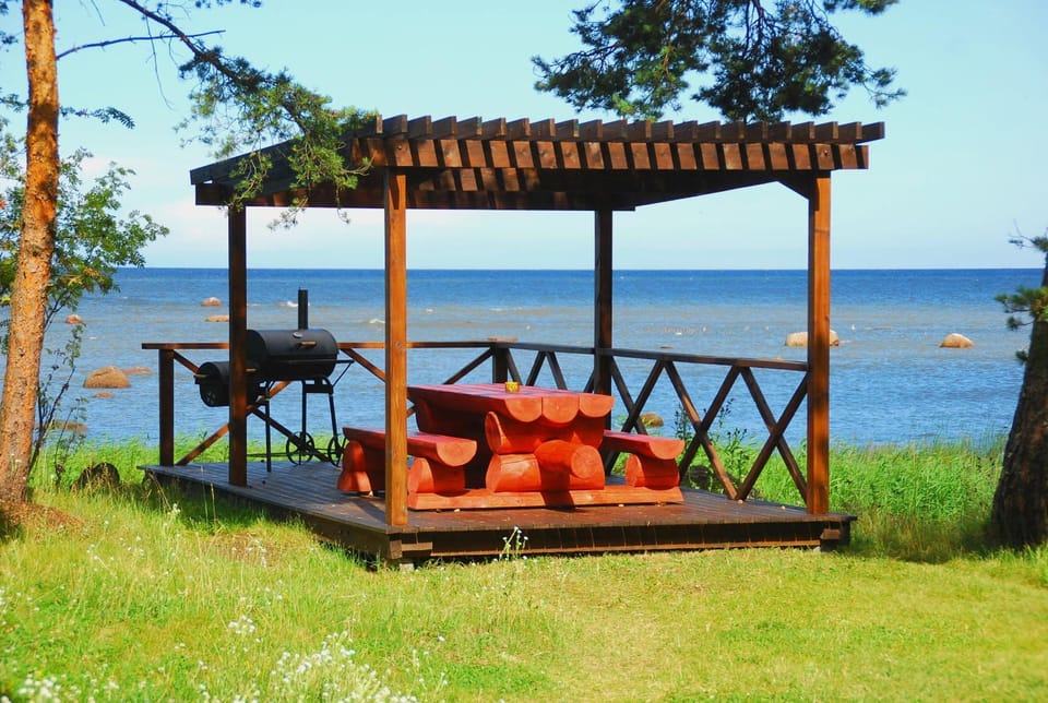 Patio, BBQ facilities, Garden, Balcony/Terrace, Beach, Beach, Sea view