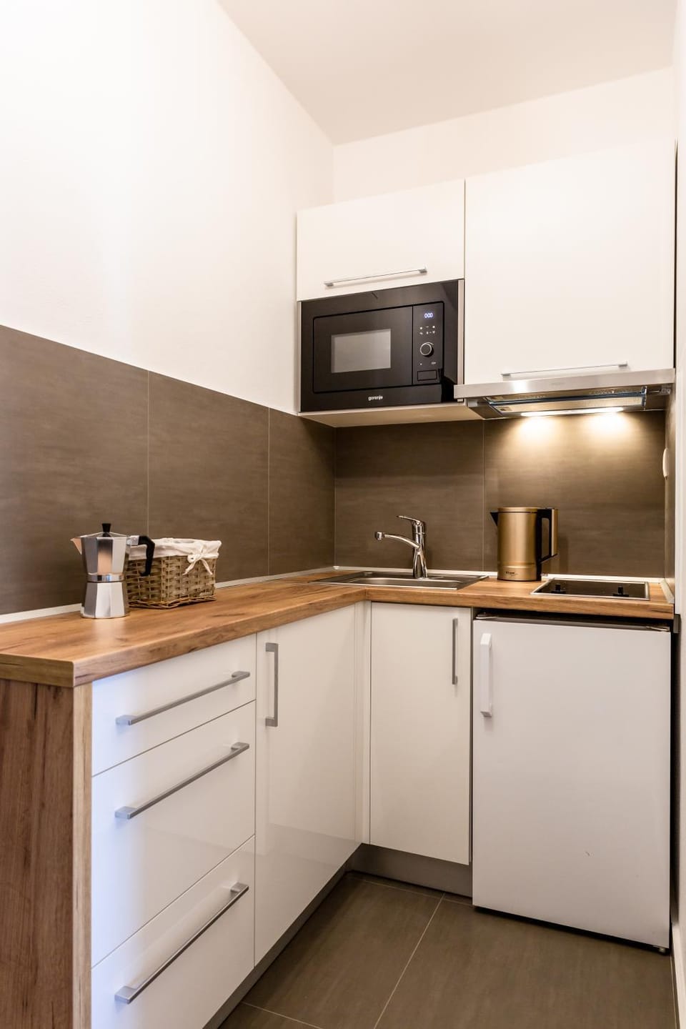 Coffee/tea facilities, Kitchen or kitchenette, Non alcoholic drinks