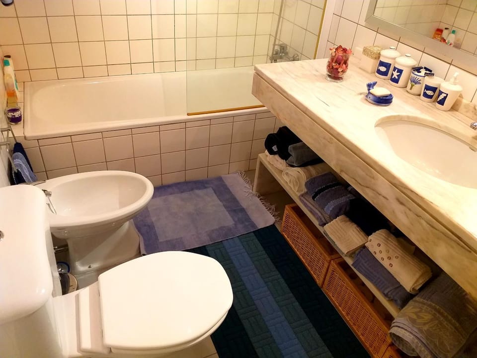 Toilet, Bathroom