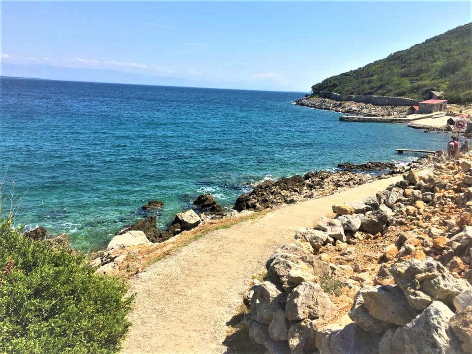 Nearby landmark, Beach