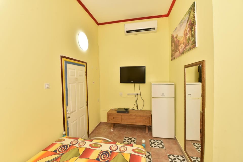 Corinne Hostel לזוגות ומשפחות וקורס צלילה Hostel in Eilat