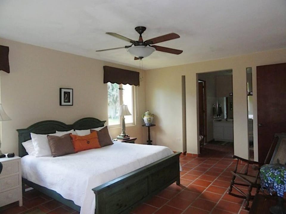 Gardenia- 3BR Dorado- Ocean Views + 3 pools Villa in Puerto Rico