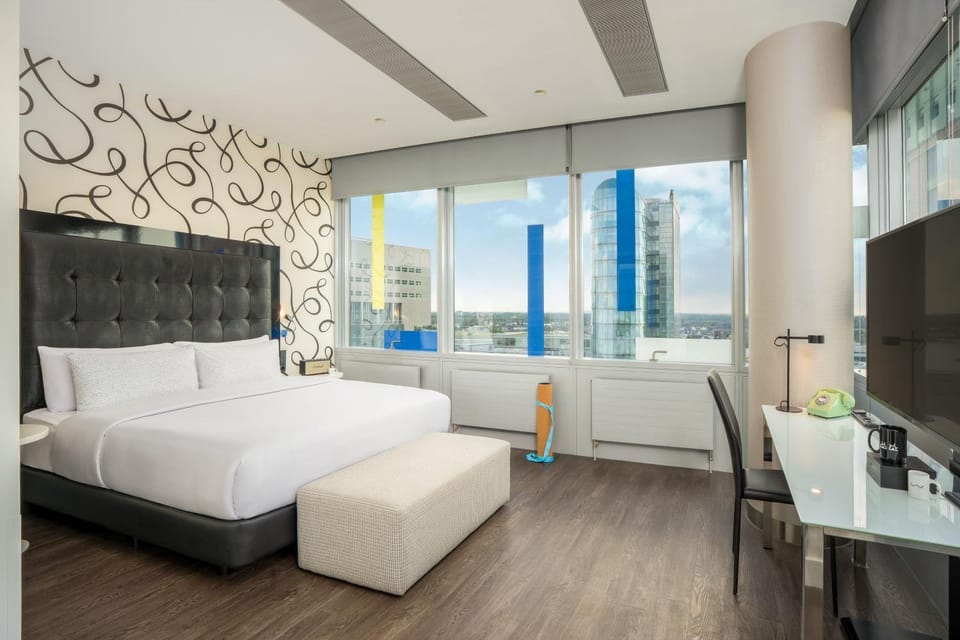 Bed, TV and multimedia, Coffee/tea facilities, View (from property/room), Bedroom
