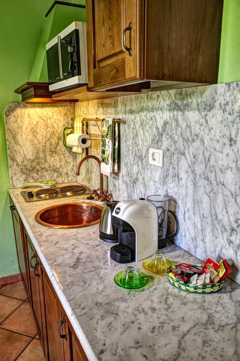 Coffee/tea facilities, Kitchen or kitchenette