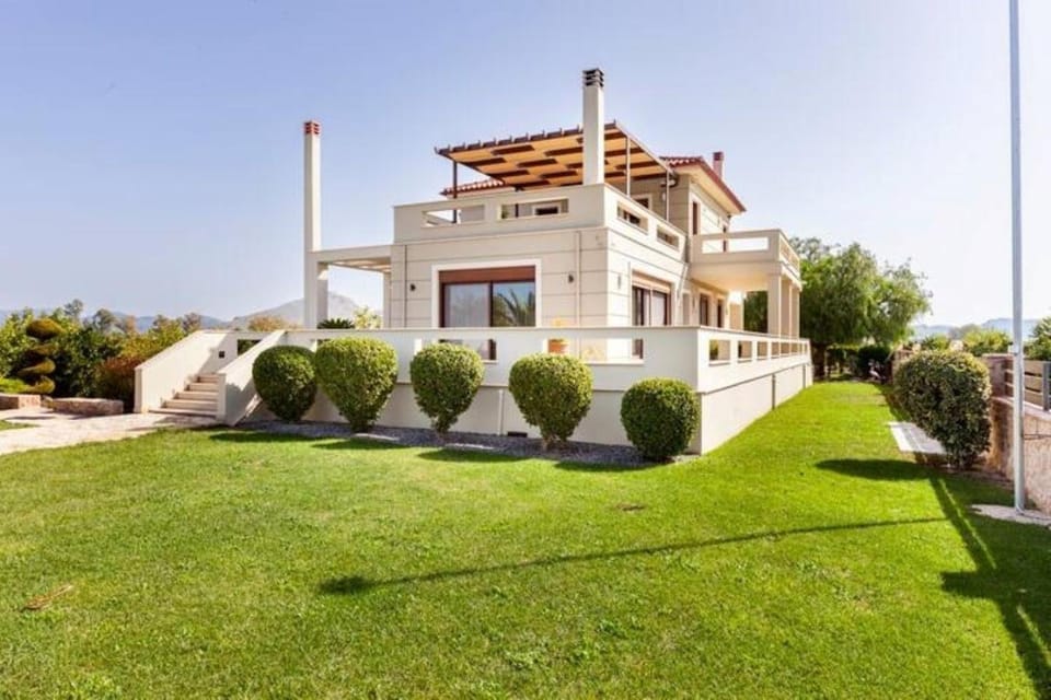 Property building, Garden