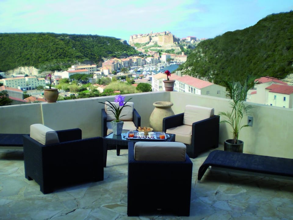 View (from property/room), Balcony/Terrace