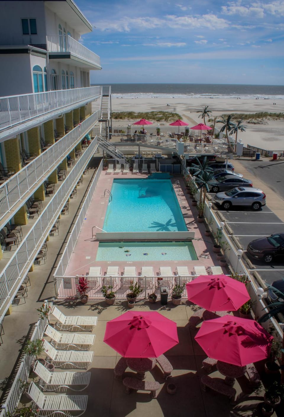 Property building, Pool view, Swimming pool