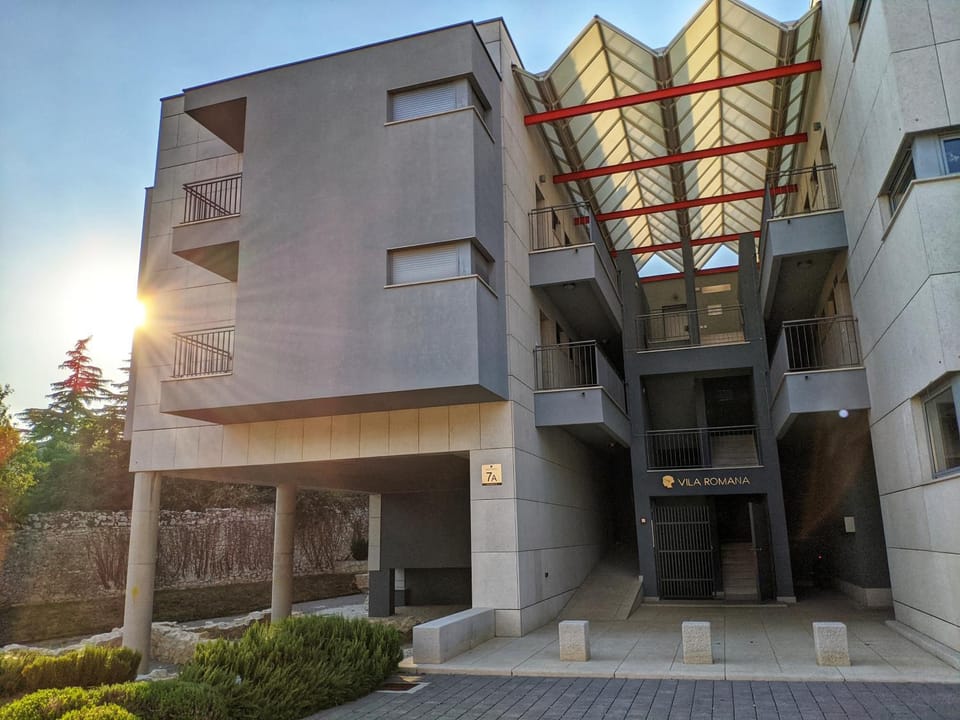 Patio, Facade/entrance, Garden