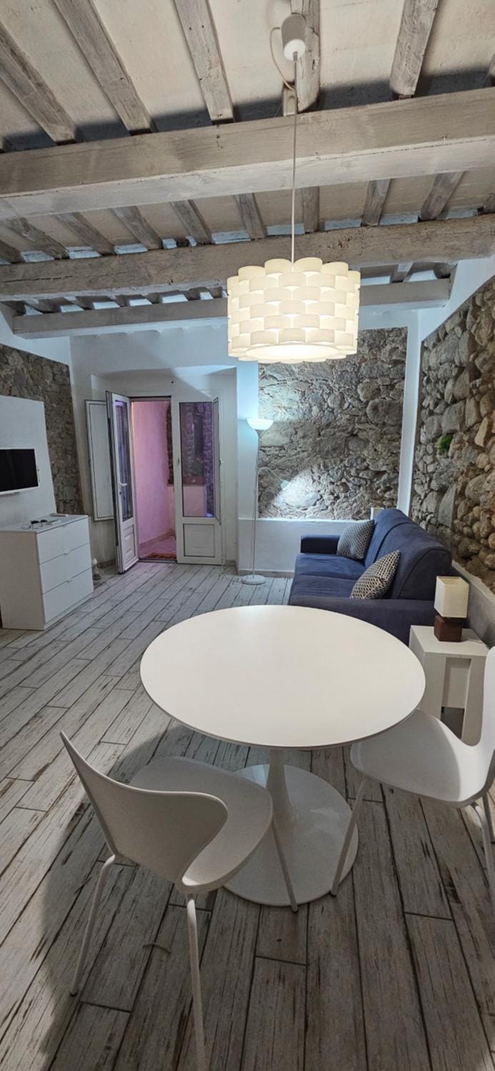 Blue Living-Borgo Antico Apartment in Marciana Marina