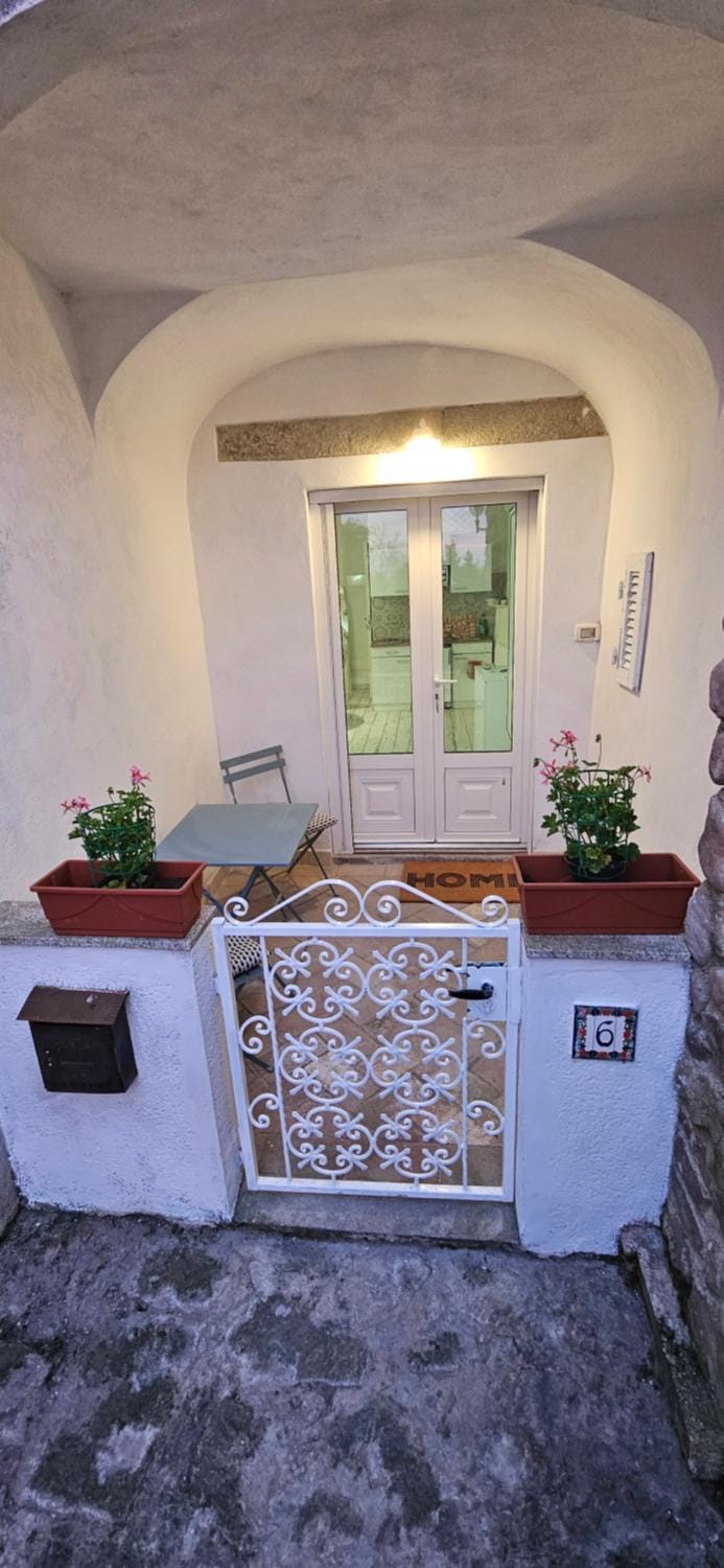 Blue Living-Borgo Antico Apartment in Marciana Marina