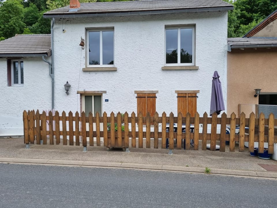 Facade/entrance, Street view