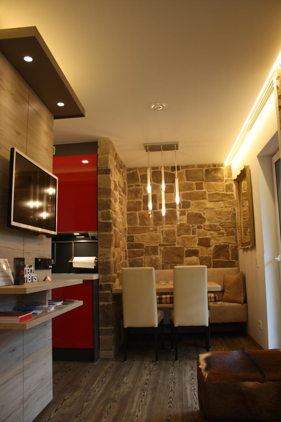 Seating area, Dining area