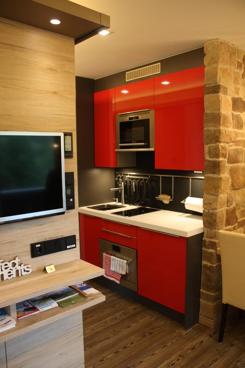 TV and multimedia, Kitchen or kitchenette