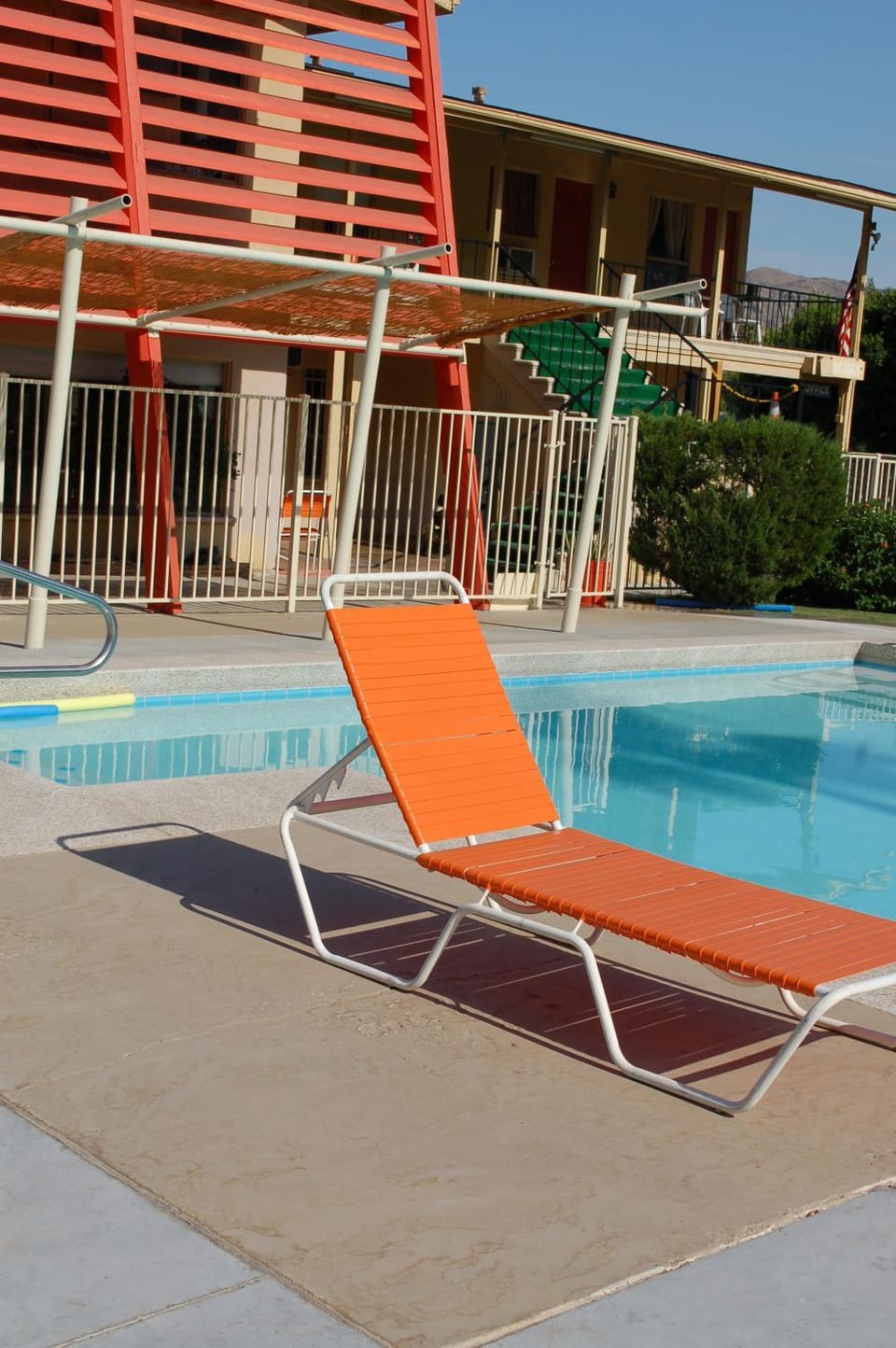 Facade/entrance, Balcony/Terrace, Swimming pool, Swimming pool