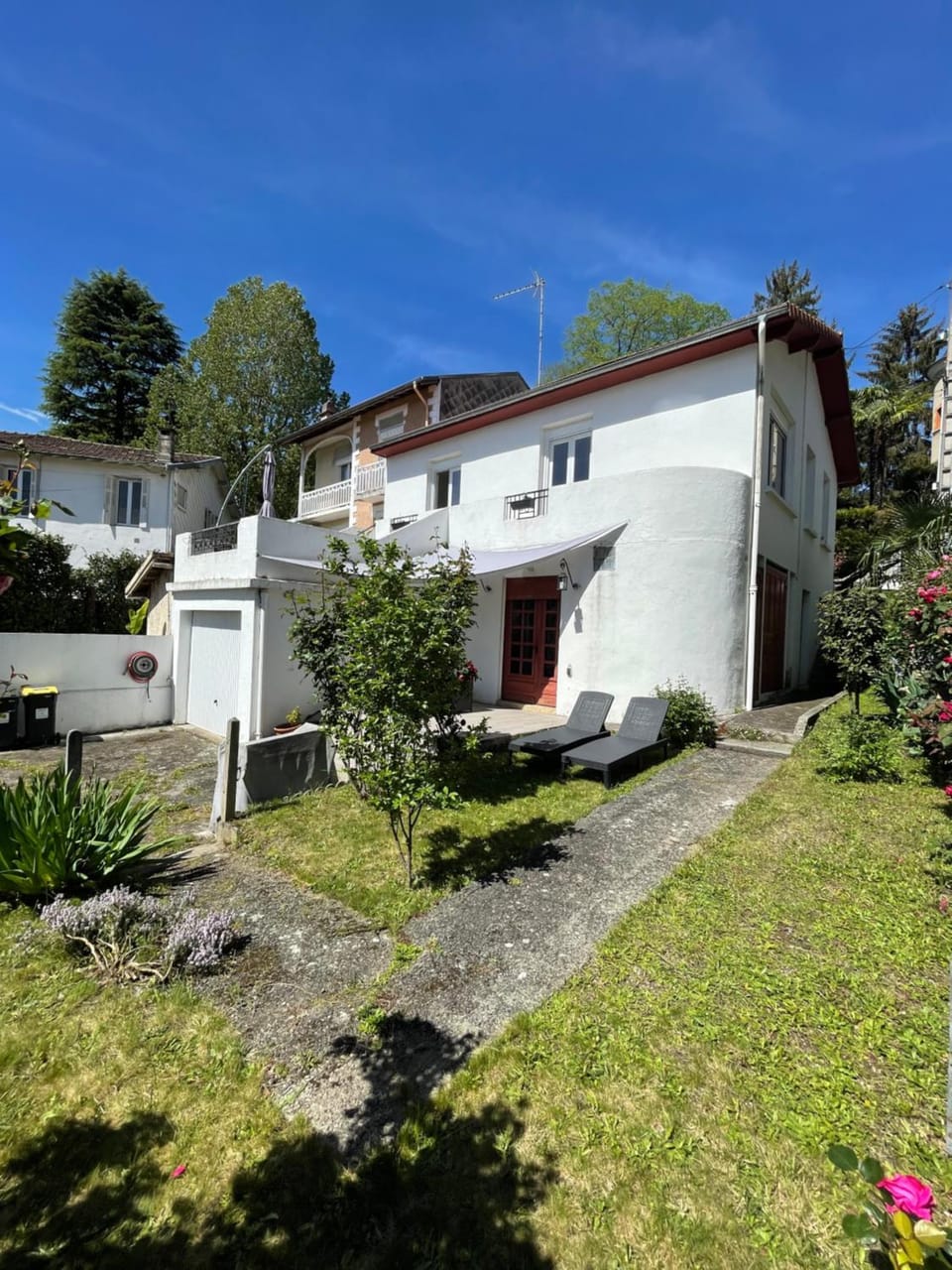 Property building, Garden, Garden view