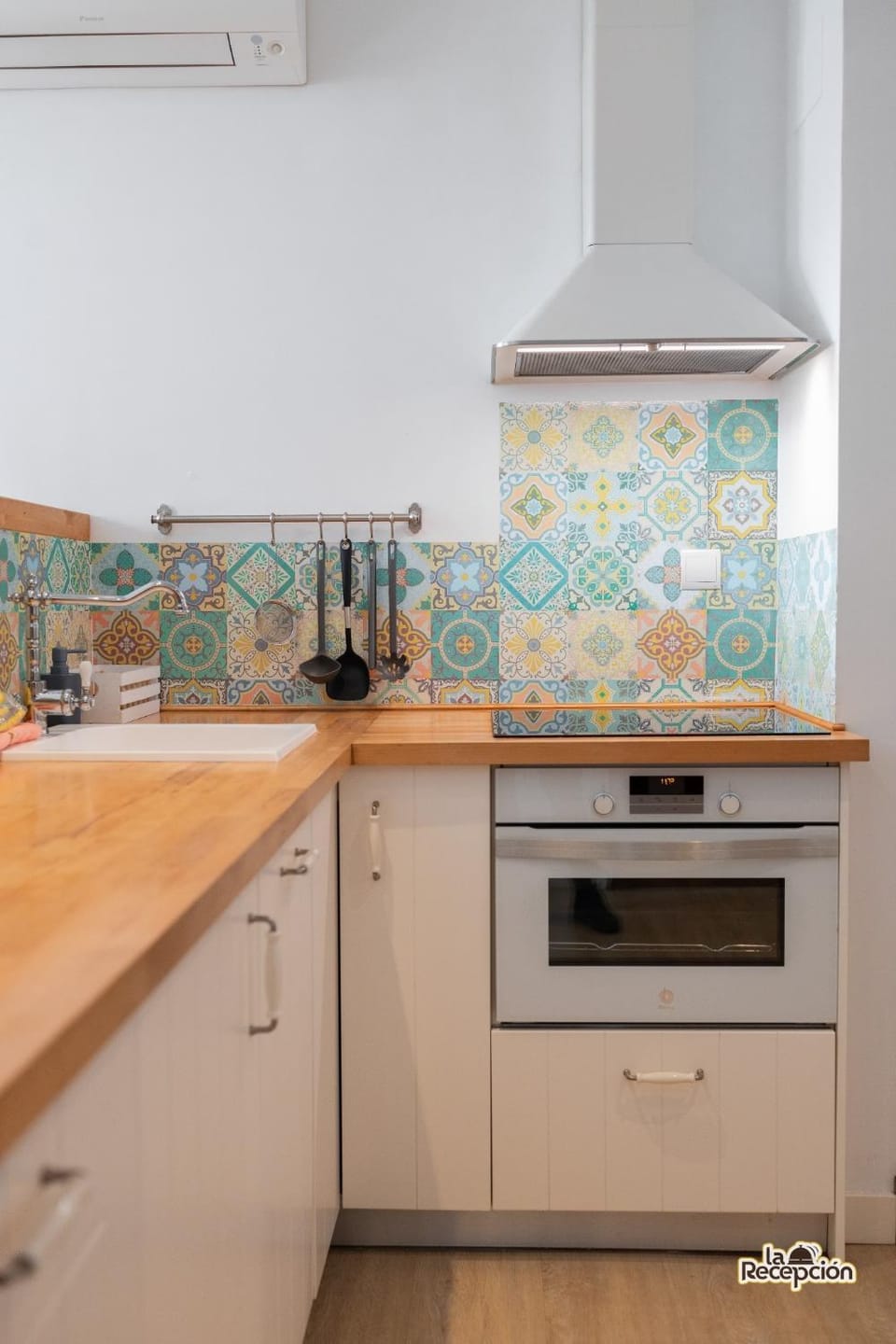 Kitchen or kitchenette, oven, stove