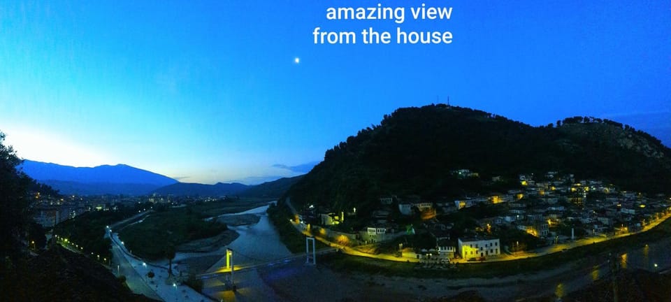 View (from property/room), City view, Landmark view, Mountain view, River view, Street view