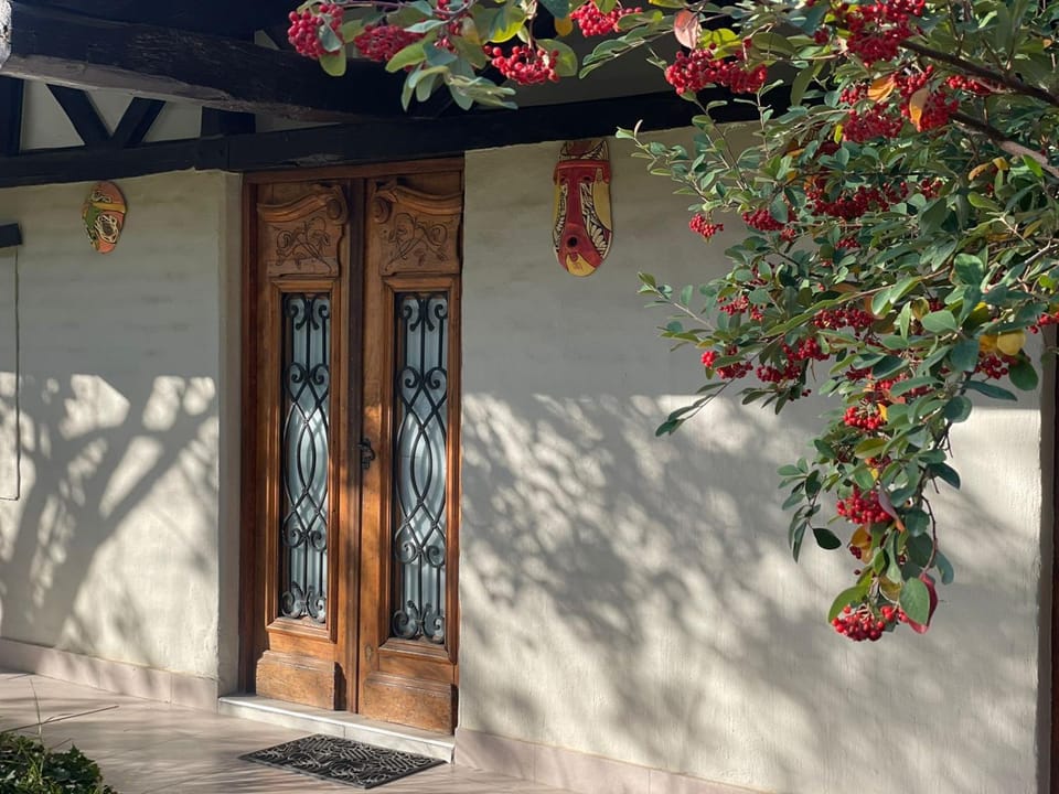 Facade/entrance, Day, Garden, Garden view