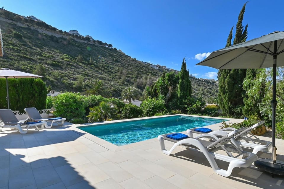 Solarium, Swimming pool