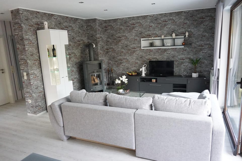 TV and multimedia, Living room, Decorative detail