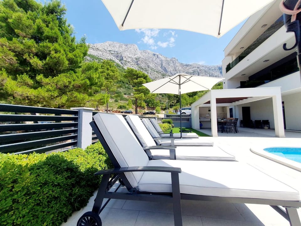 Villa La Vita Apartment in Baška Voda