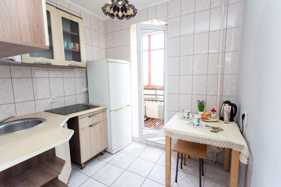 1-к Подобово біля Педуніверситету, до центру до 10 хв Apartment in Ukraine