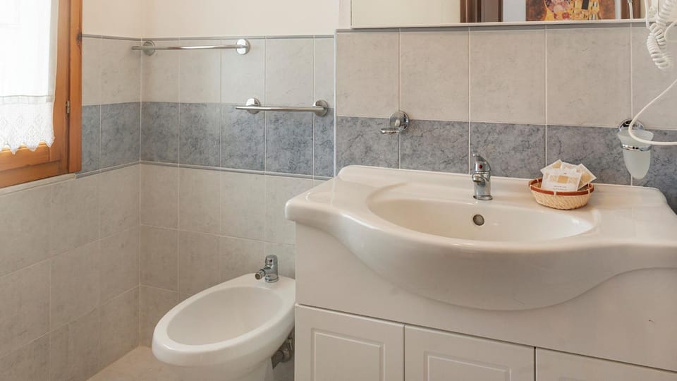 Bathroom, bidet