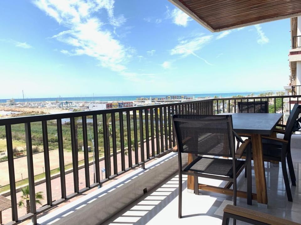 Espectaculares vistas al mar en Segur de Calafell Apartment in Baix Penedès