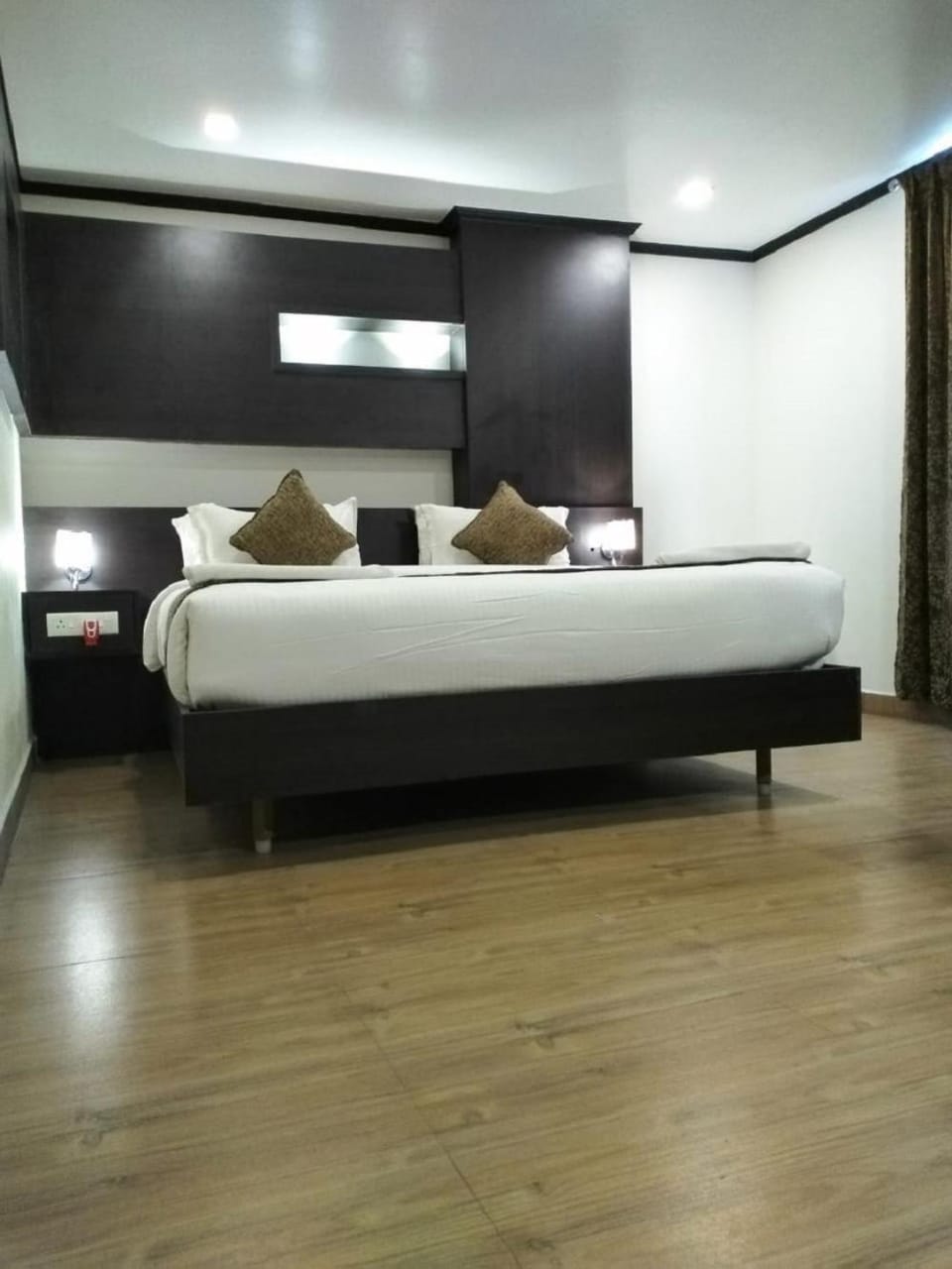 Photo of the whole room