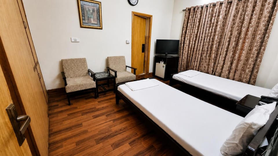 The City Lodge Bed and Breakfast in Islamabad