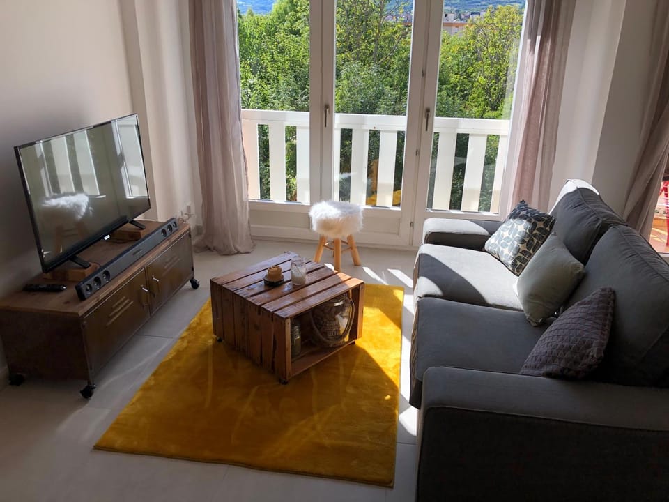 Appartement de charme idéalement situé Apartment in Provence-Alpes-Côte d'Azur
