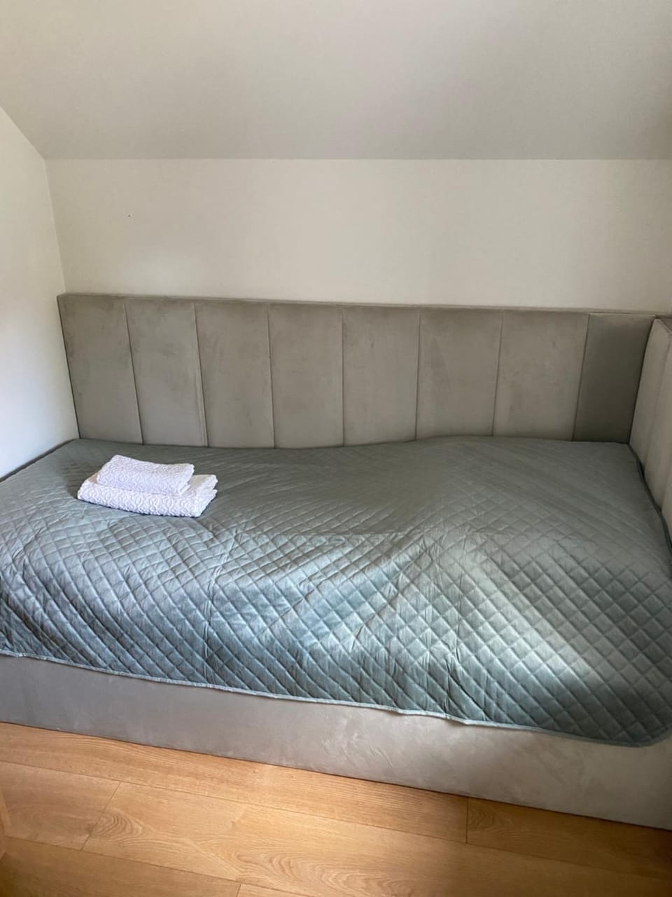 Apartamenty przy Parku Szwedzkim Apartment in Lower Silesian Voivodeship