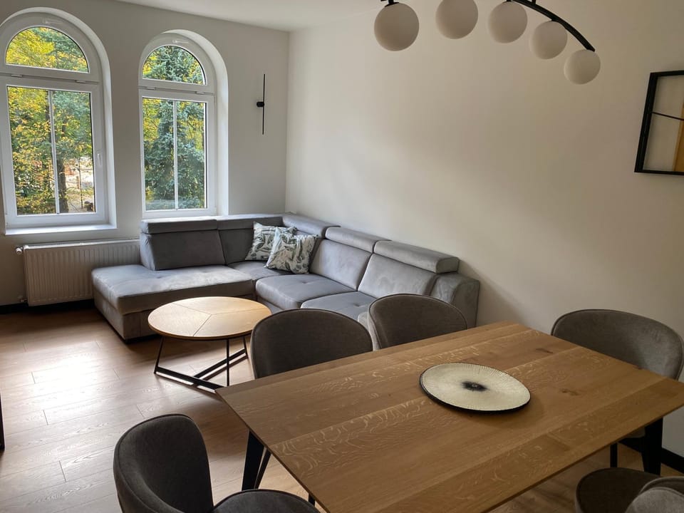 Apartamenty przy Parku Szwedzkim Apartment in Lower Silesian Voivodeship