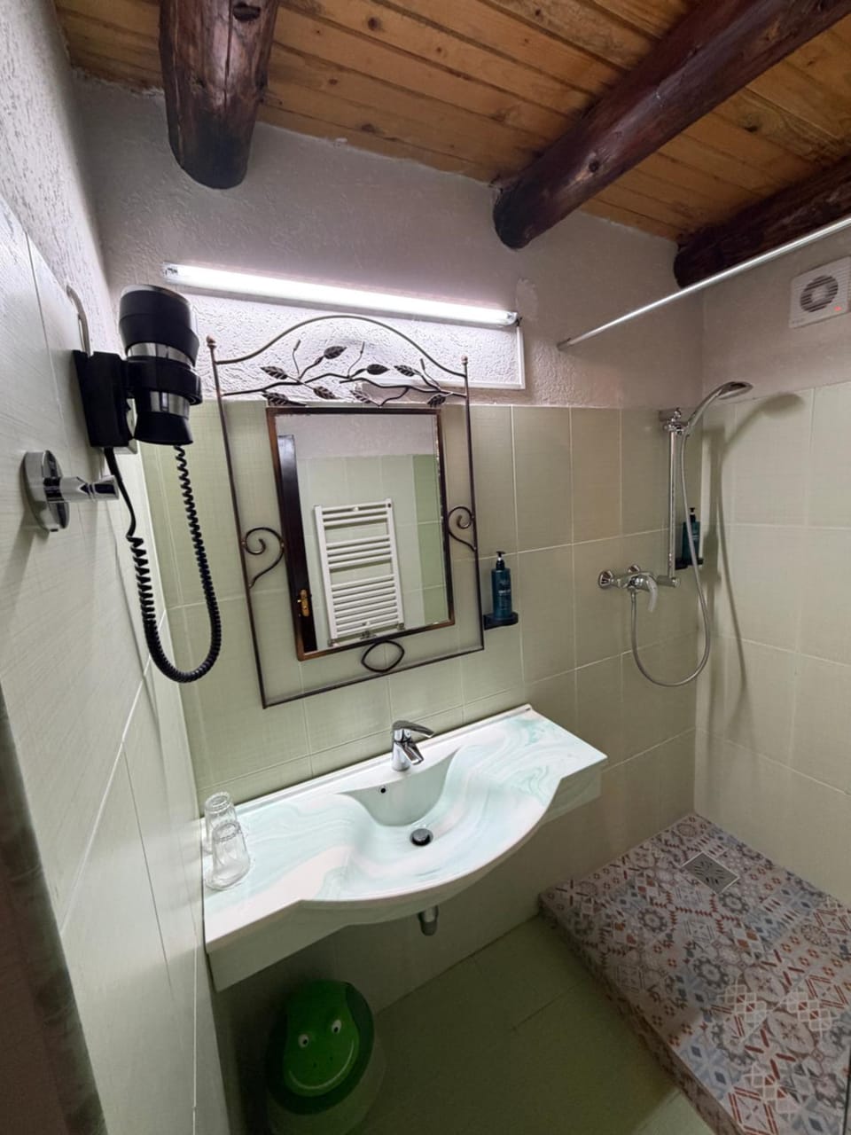 Complex Padina Ursului Fundata Bed and Breakfast in Brașov County