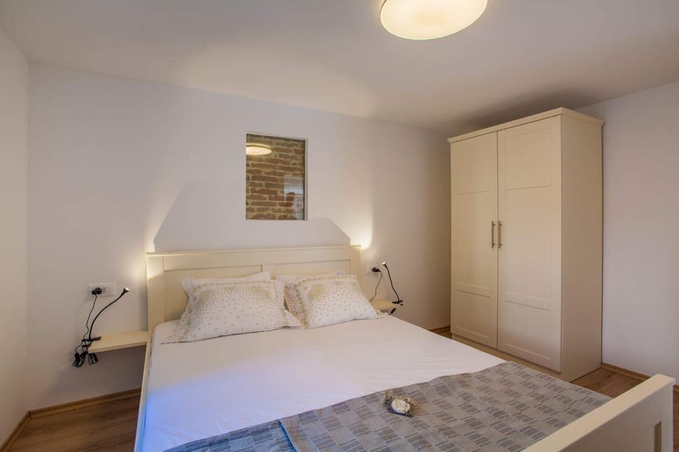 Apartmani Kraj mora Apartment in Cres