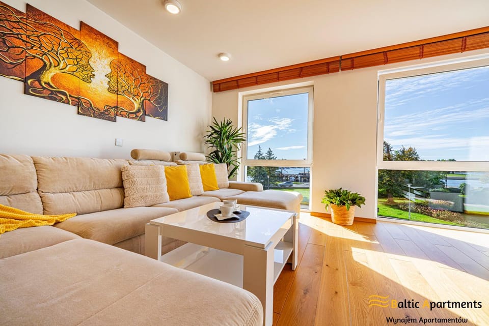 Bed, View (from property/room), Living room, Photo of the whole room, Decorative detail