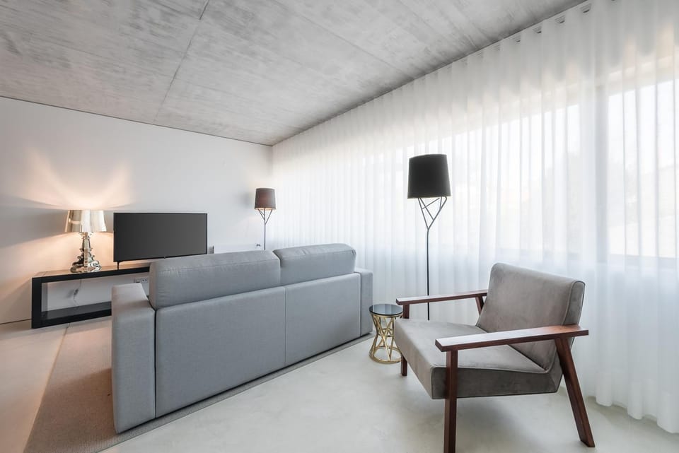 Cedofeita Lux Design Apartment in Porto